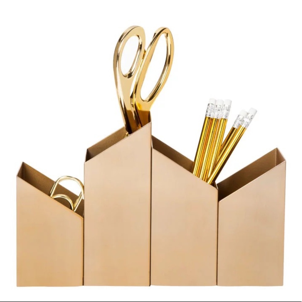 Asymmetrical Organizer